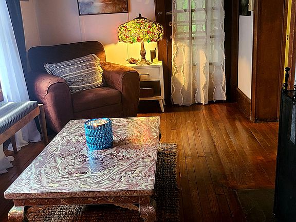 4th image of 921 Taughannock Blvd #A