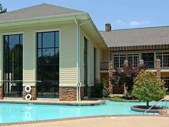 3rd image of 1310 Wood Bend Dr #1B-1Ba-738Sqft