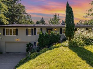 5513 Mirror Lakes Dr, Edina, MN 55436