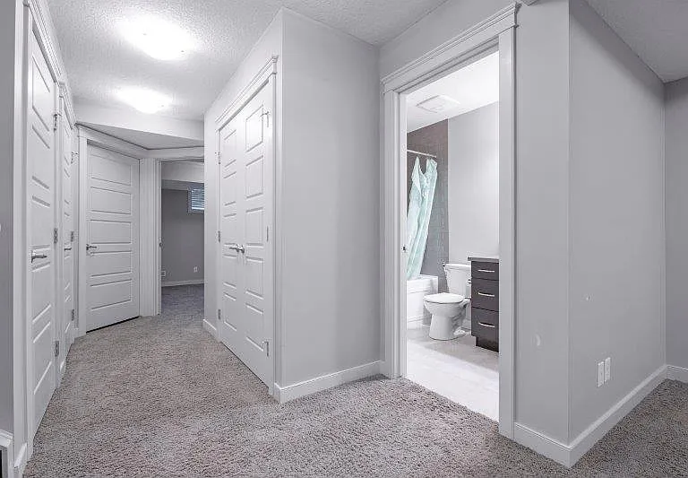 226 Redstone Dr NE — Photo 30