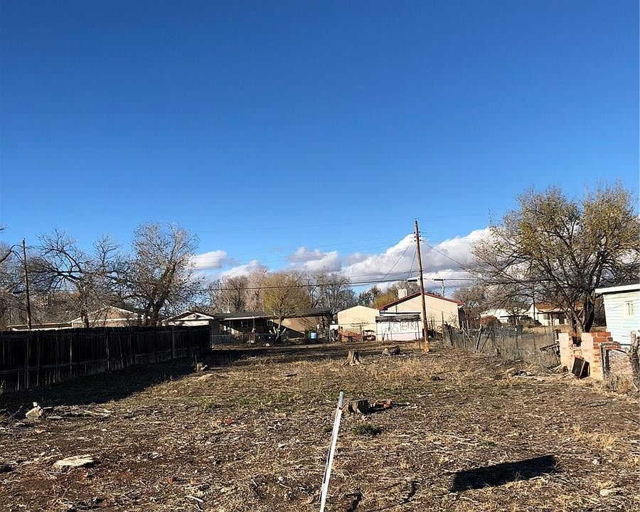 2nd image of 2101 W 14th St