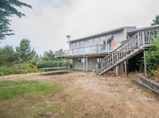 1135 NE 7th Dr, Newport, OR 97365
