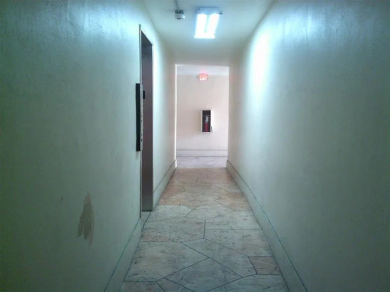 624 NW 13th St #22 — Photo 4