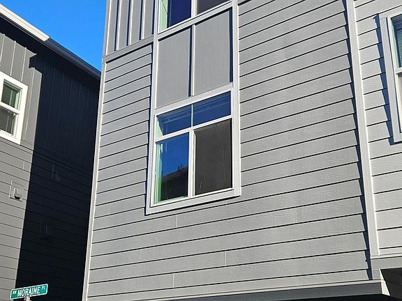 4th image of 2133 NW Moraine Pl