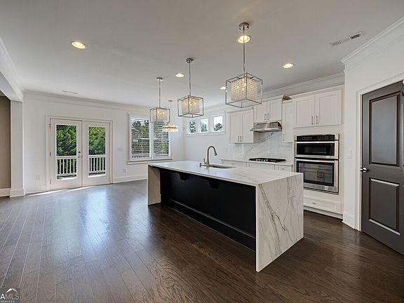 4th image of 11760 Stratham Dr