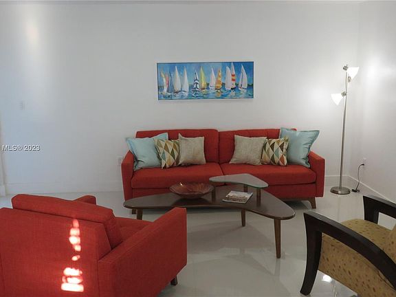 3rd image of 220 Meridian Ave APT 12