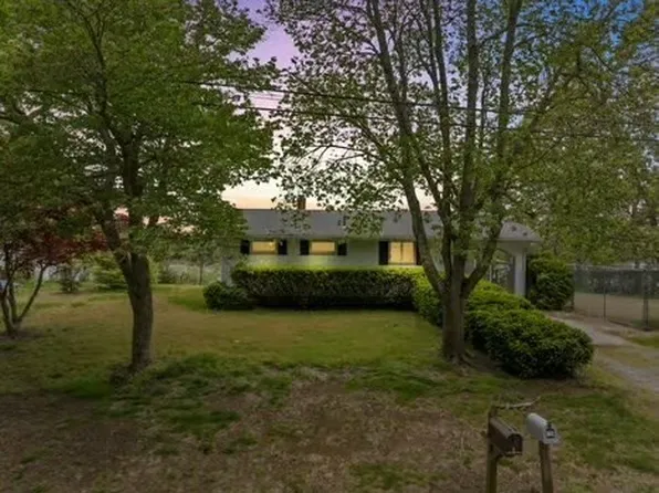 10 Sandpiper Ter, Wareham, MA 02571