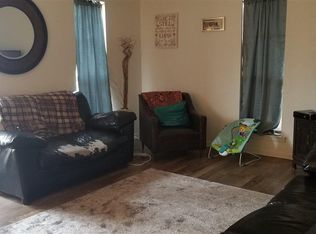 17 Oak St, Ash Flat, AR 72513