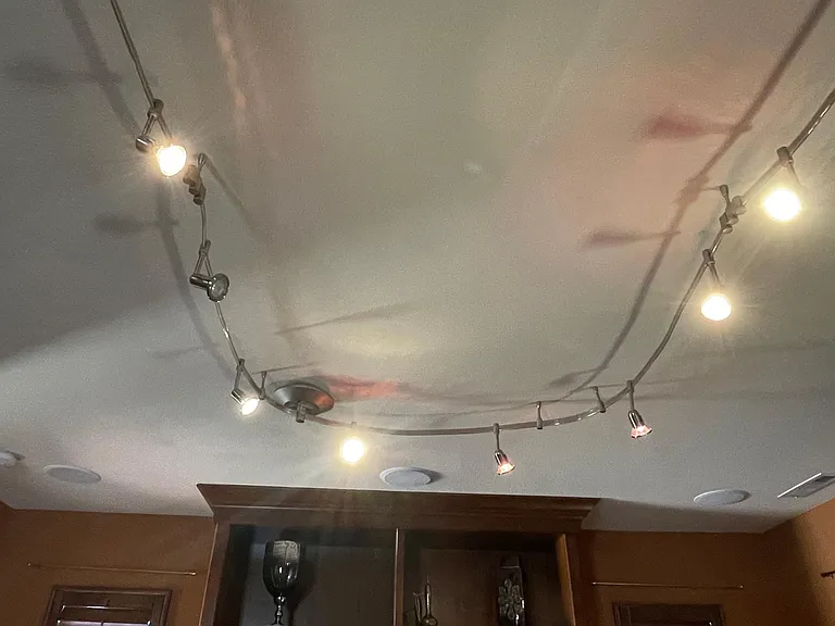 Sweetviolet Dr — Photo 11