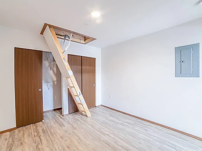 Washington Court Residential — Photo 40