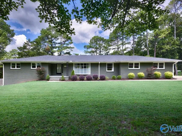 8620 Valley View Dr SE, Huntsville, AL 35802