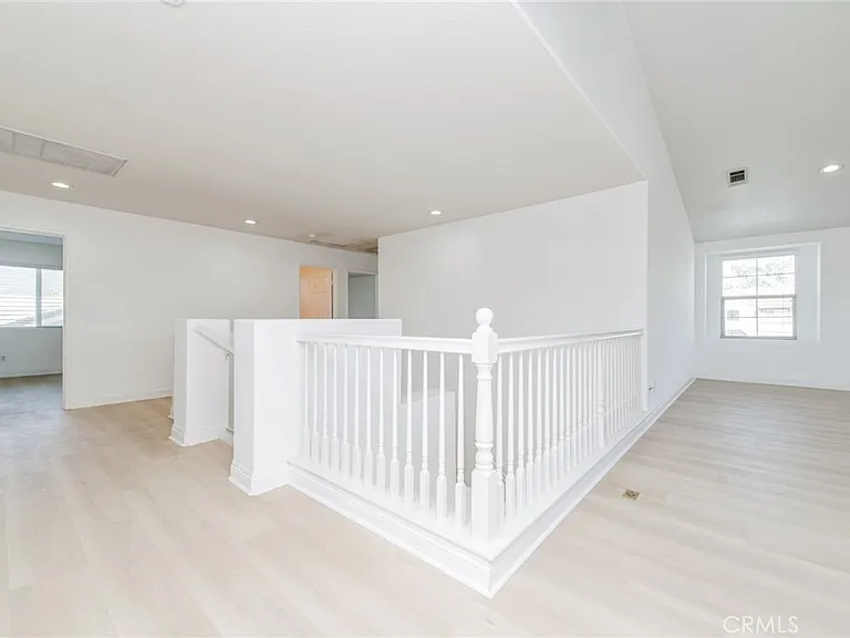 6915 Cedar Creek Rd — Photo 34