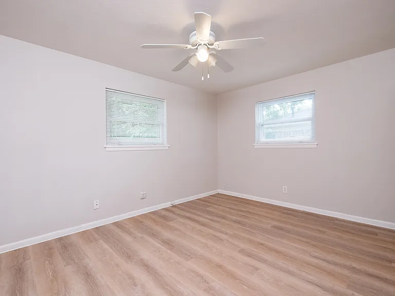 6915 Bluebird Dr — Photo 33
