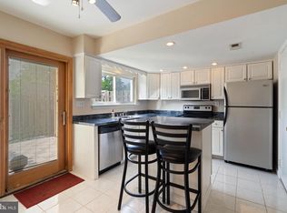 135 Ardwick Ter #8K, Lansdale, PA 19446