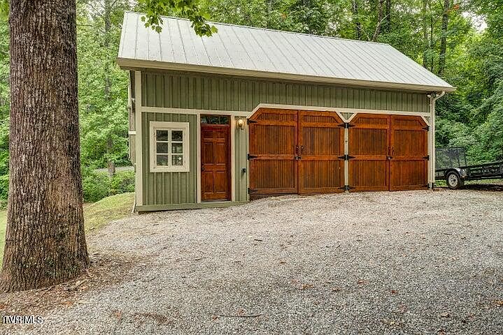 25th image of 301 Cabin Orchard Rd