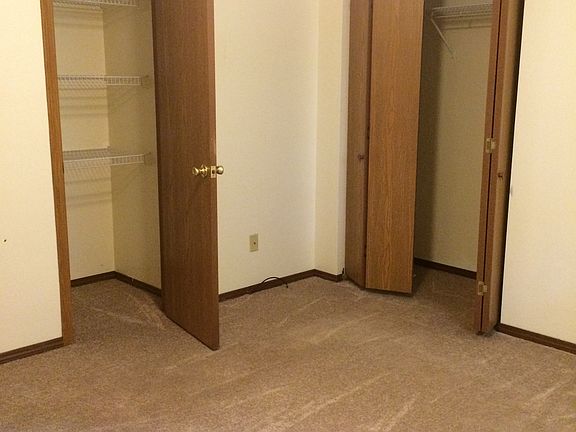 3rd image of 305 W.  Fayette St.