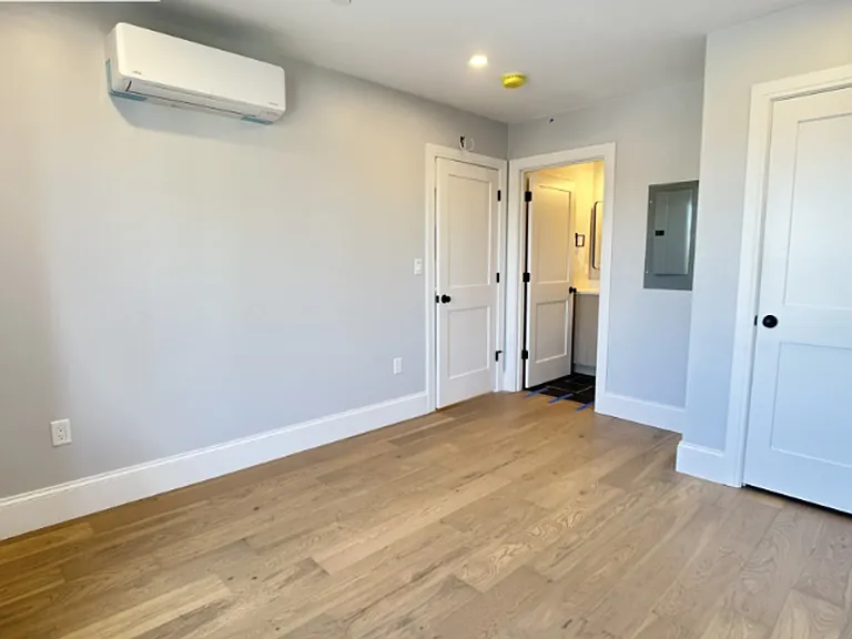 425 Market St #200 — Photo 4