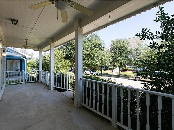 2nd image of 1812 Forsythe Dr