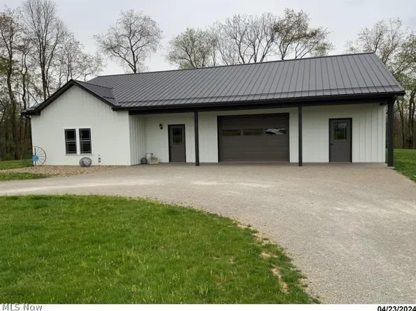 9671 Guys Rd, New Concord, OH 43762