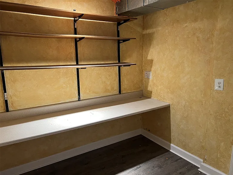 2802 Green Valley Dr — Photo 17