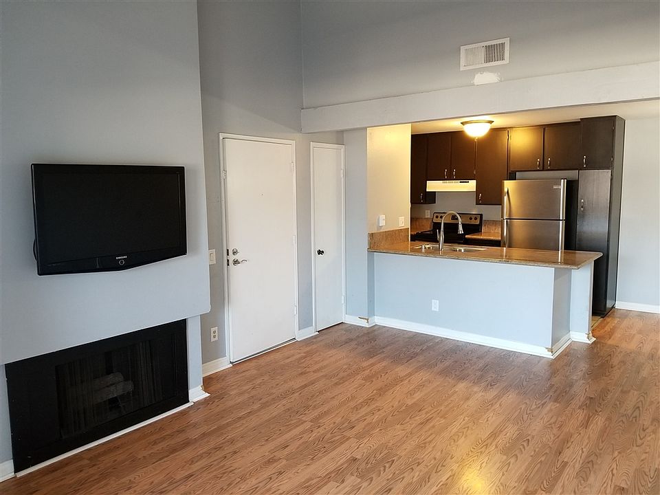 1st image of 9269 Village Glen Dr Unit 226