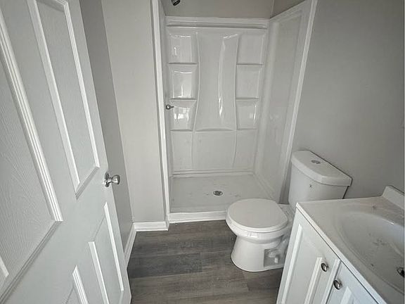 4th image of 317 E Main St #1