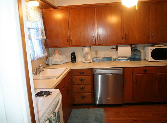 4th image of 4504 Pleasant Dr