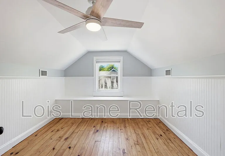 2043 Wappoo Dr — Photo 17
