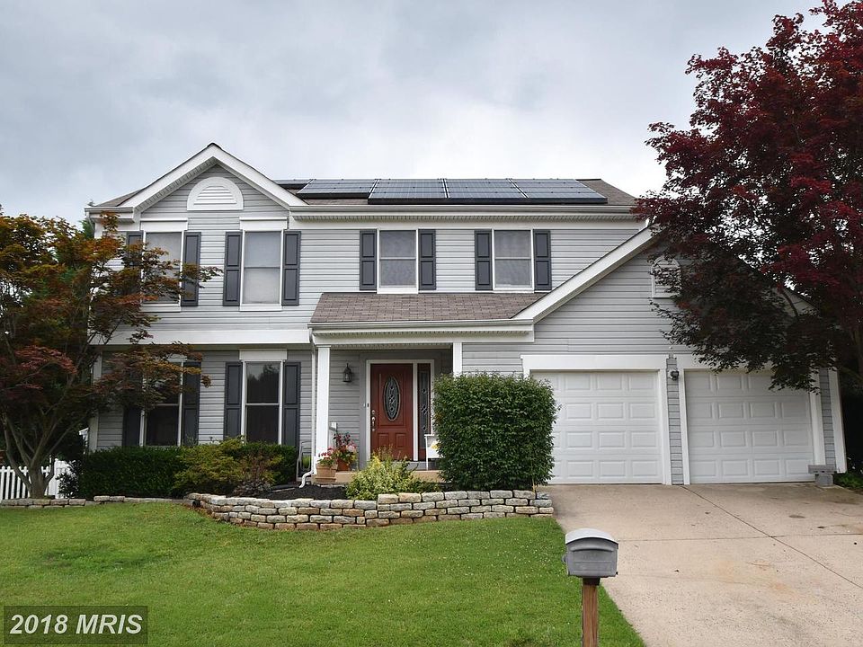 1st image of 905 Hepburn Ln