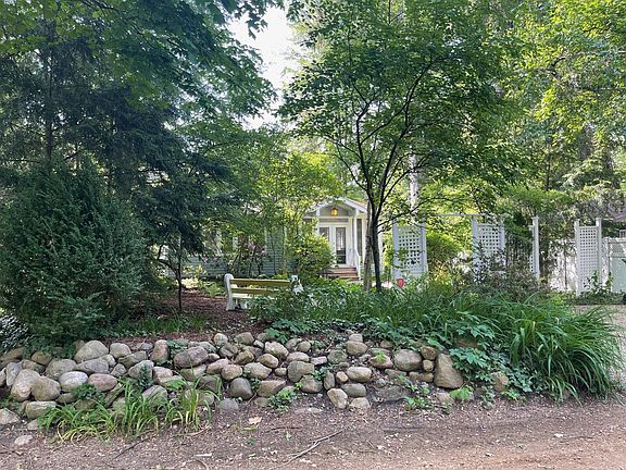 3rd image of 15927 Lake Ave #G