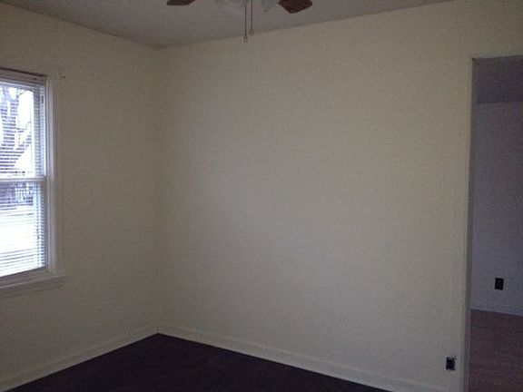 5th image of 410 Brentwood St