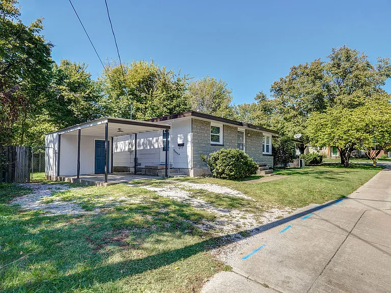 2129 S Jefferson Ave — Photo 2