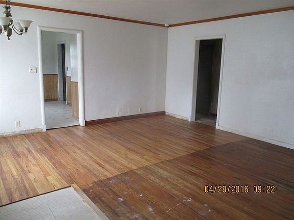 4th image of 707 Northwood Dr