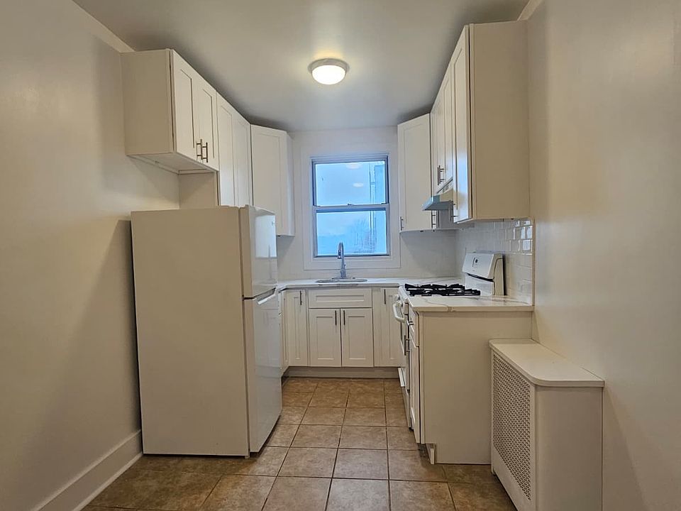 1st image of 49-10 30th Ave #2