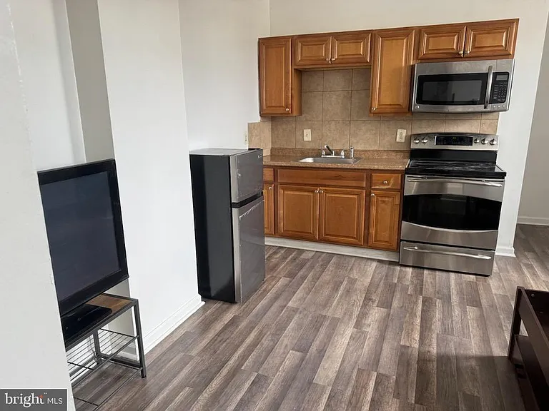 3029 Cedar St #1 — Photo 1