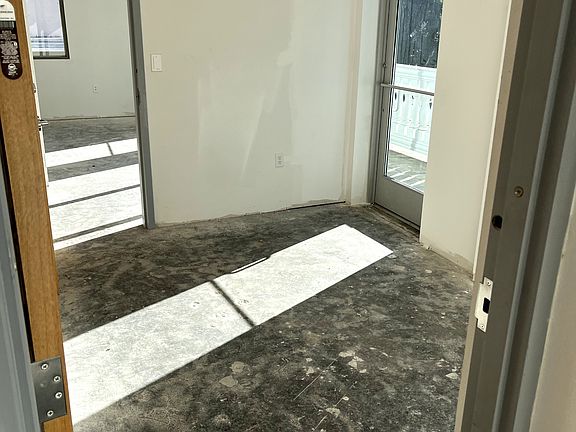 3rd image of 227 N Magnolia Ave #200
