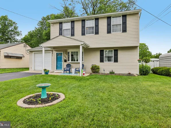 208 Carroll Rd, Glen Burnie, MD 21060