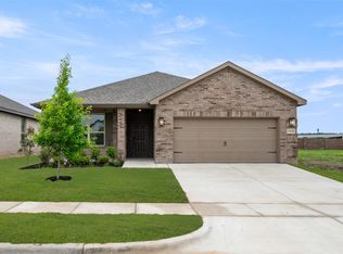 3133 Manchester Dr, Cleburne, TX 76031