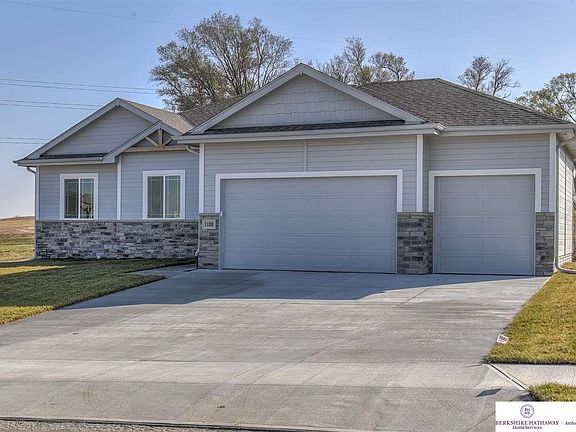 3rd image of 11305 Sunburst Dr