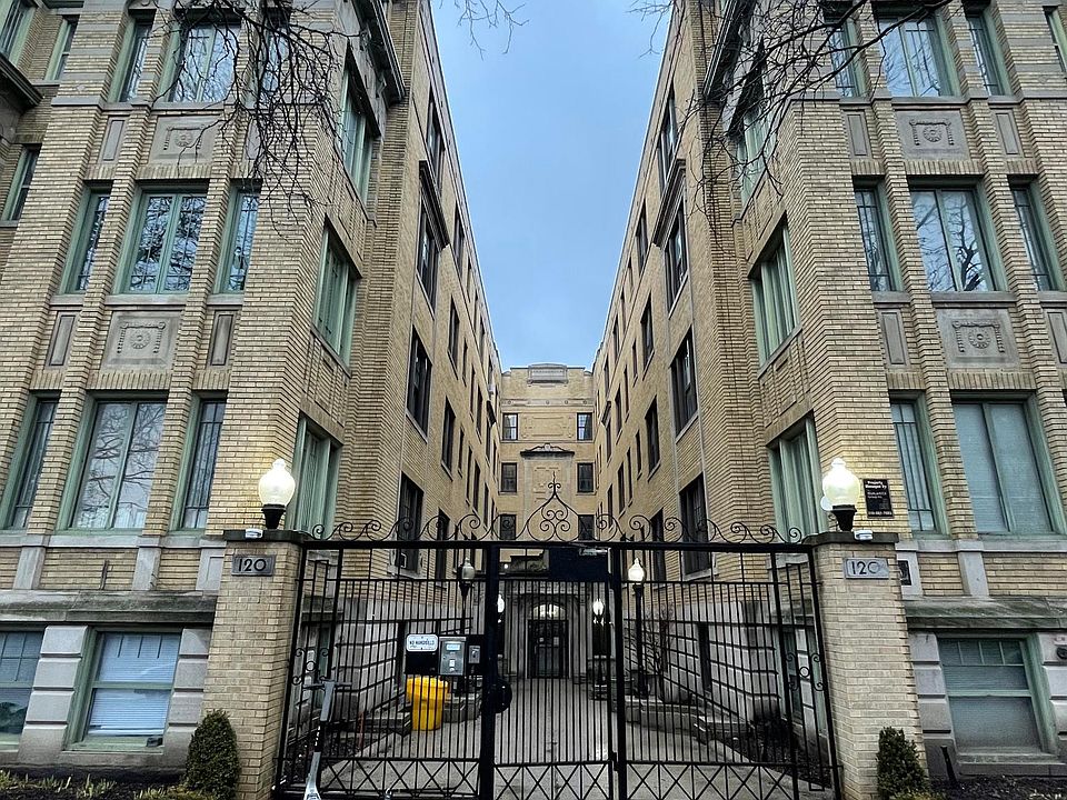 1st image of 120 Seward St #26/212