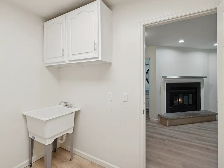 2410 Wealdstone Rd — Photo 10