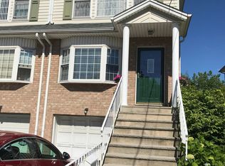 61 Austin Ave, Staten Island, NY 10305