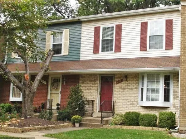 10367 Granite Creek Ln, Oakton, VA 22124