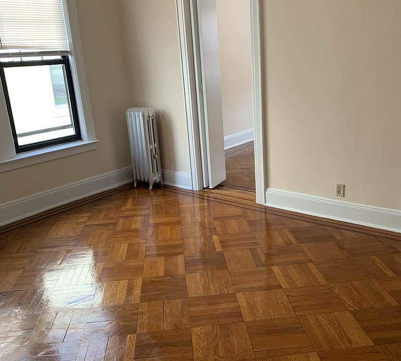1st image of 3262 45th St APT 2F