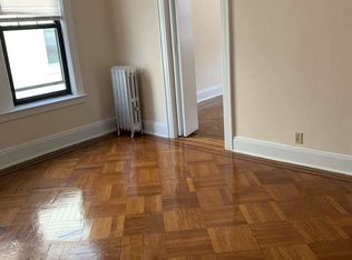 3262 45th St APT 2F, Astoria, NY 11103