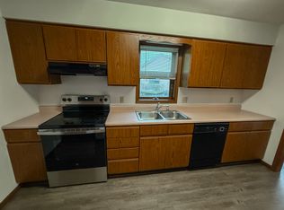 651 Galena Ct, Sun Prairie, WI 53590