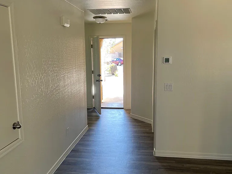 1008 W Nina Dr — Photo 18
