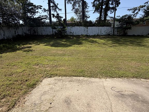 3rd image of 3208 Downes Grove Rd