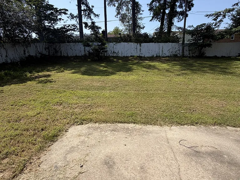 3208 Downes Grove Rd — Photo 3