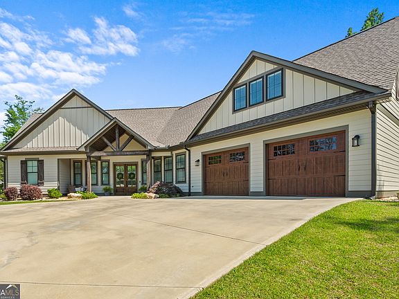 2nd image of 483 High Bluff Ct